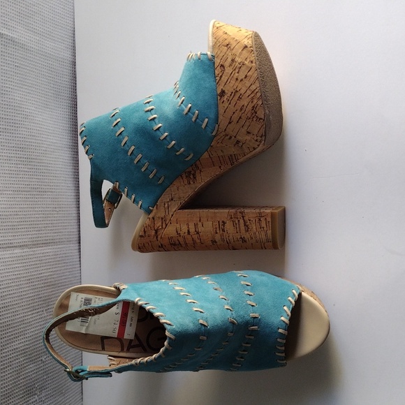 Kelsi Dagger turquoise suede platform high heels sandals 7.5 - Picture 7 of 15